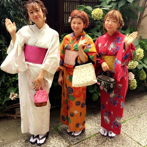 {AD53BD3A-4F21-412C-9F03-15124125C34B:01}