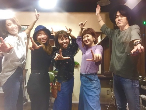 {1AAF4541-8282-4A05-AB86-12E117C07B42}