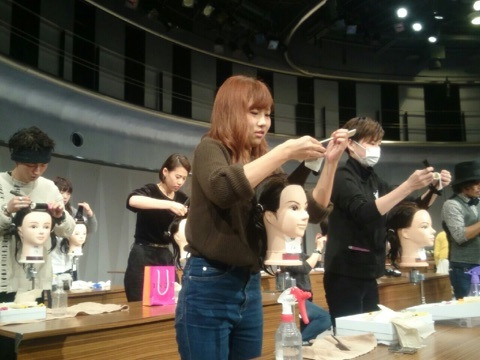 {8C8208D6-C0F7-4557-8412-4F5A82522DB5:01}