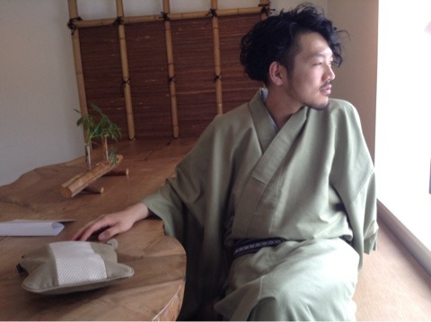 {96292C43-3AEC-44C8-8AF9-B839C135574E:01}