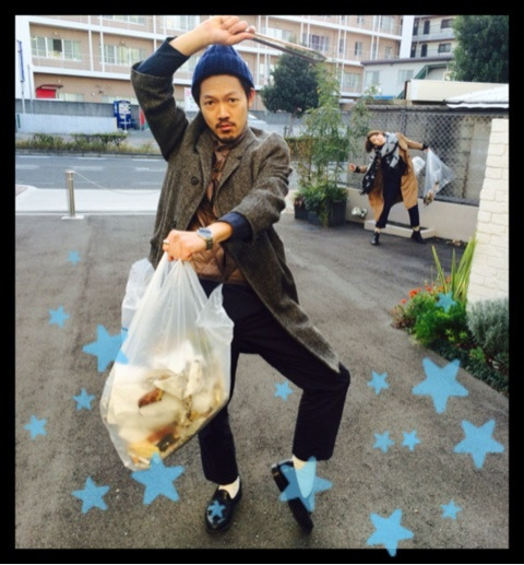 {6CE56E58-7906-46FD-949B-70B224E98FA1:01}