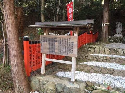 {96551B5C-C65D-42A5-AF62-A4994555742E}