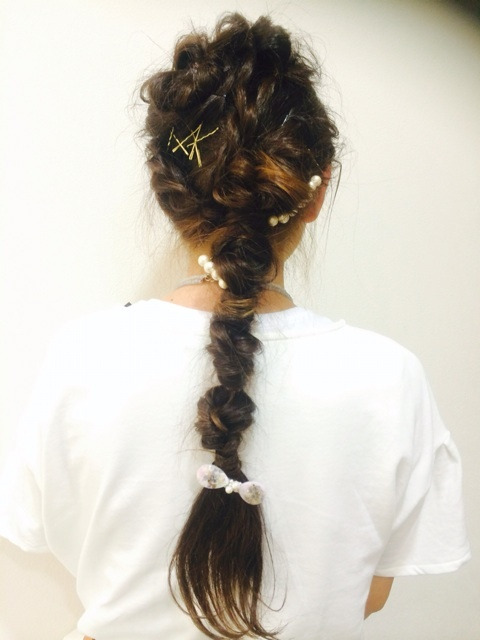 {A98FAFF2-E02F-43C3-9A4F-81DC4830F96E:01}