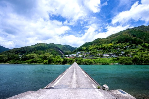 {95C95494-893A-4562-A3A4-20149342EC3B}